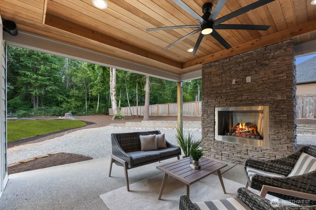 31215 218th Place SE Black Diamond WA 98010