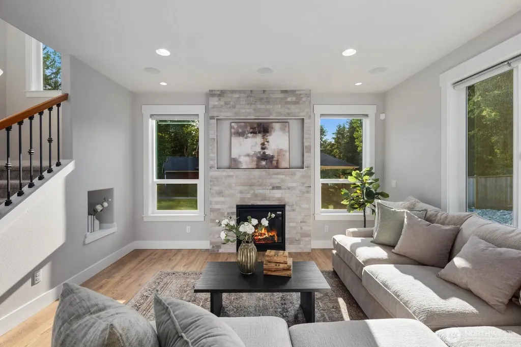 31215 218th Place SE Black Diamond WA 98010