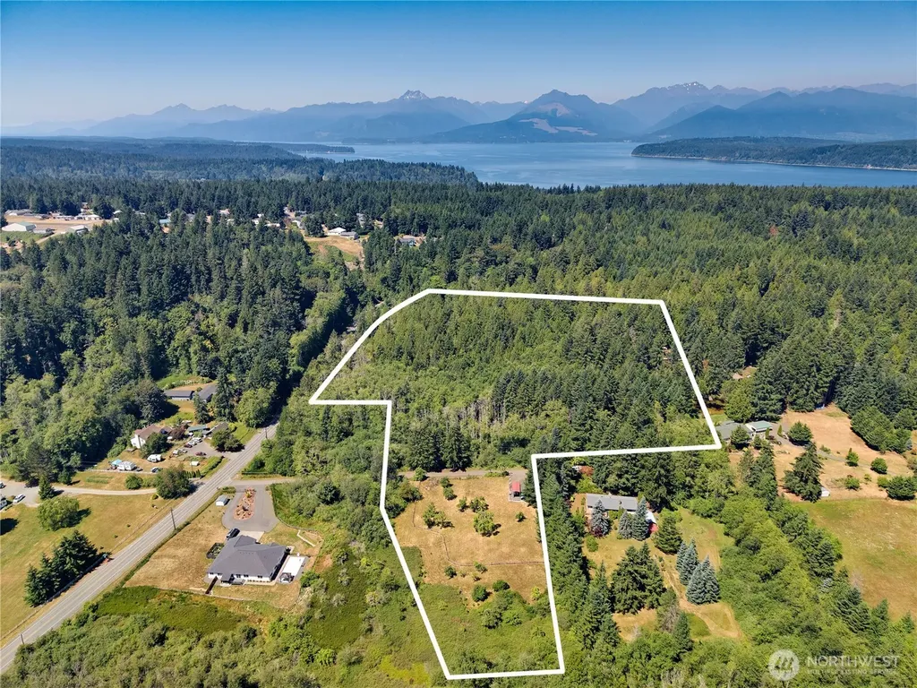 14 -Acre Anderson Hill Silverdale WA 98383