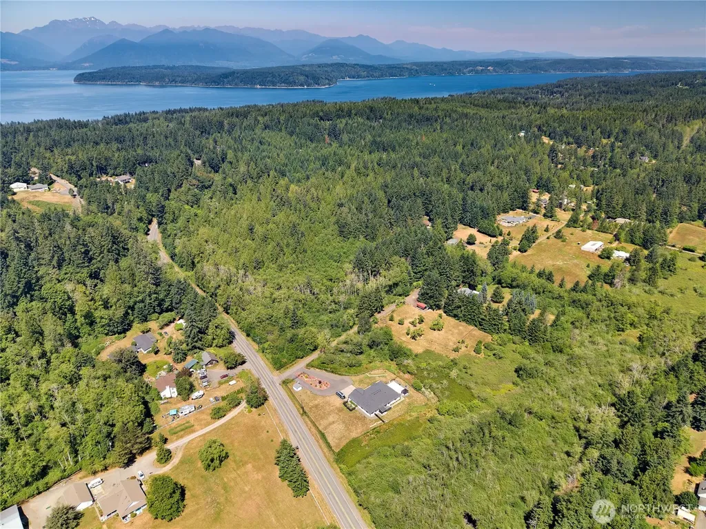 14 -Acre Anderson Hill Silverdale WA 98383