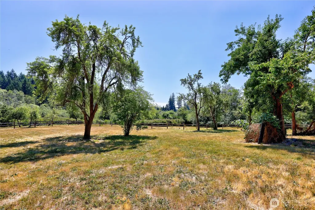 14 -Acre Anderson Hill Silverdale WA 98383