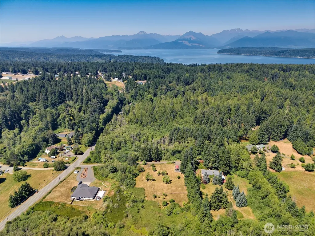 14 -Acre Anderson Hill Silverdale WA 98383