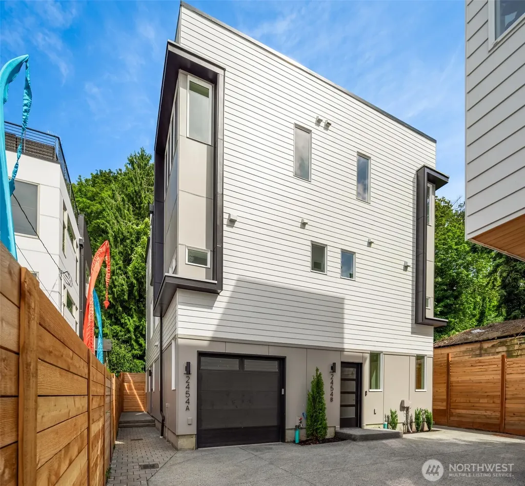 2454 55th Avenue SW Seattle WA 98116