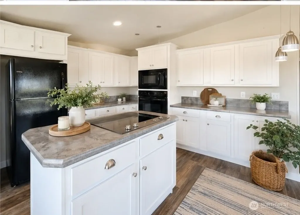 906 S C Street Moses Lake WA 98837