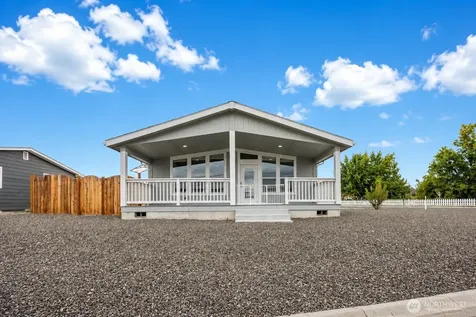 906 S C Street Moses Lake WA 98837