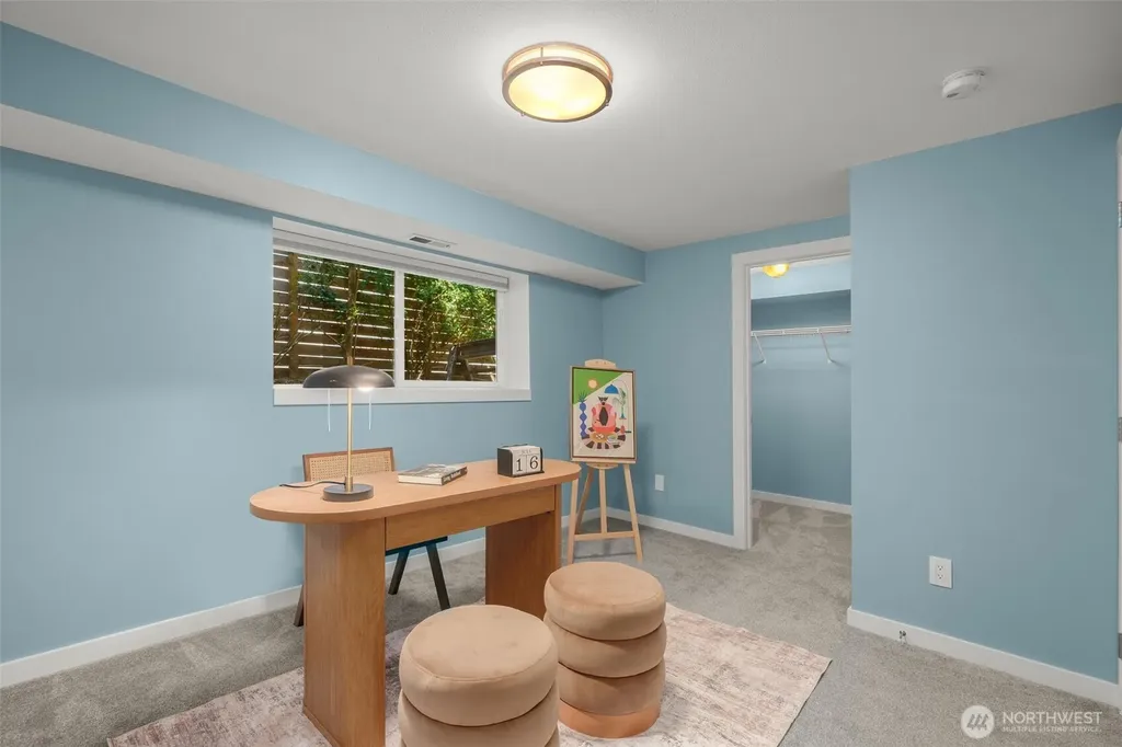 104 9th Lane Kirkland WA 98033