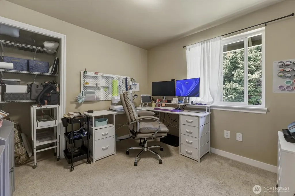 37217 17th Avenue S Federal Way WA 98003