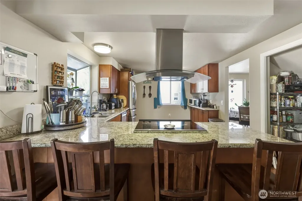 37217 17th Avenue S Federal Way WA 98003