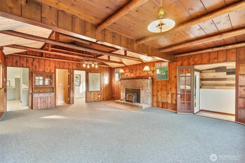 1847 Sr 105 Grayland WA 98547