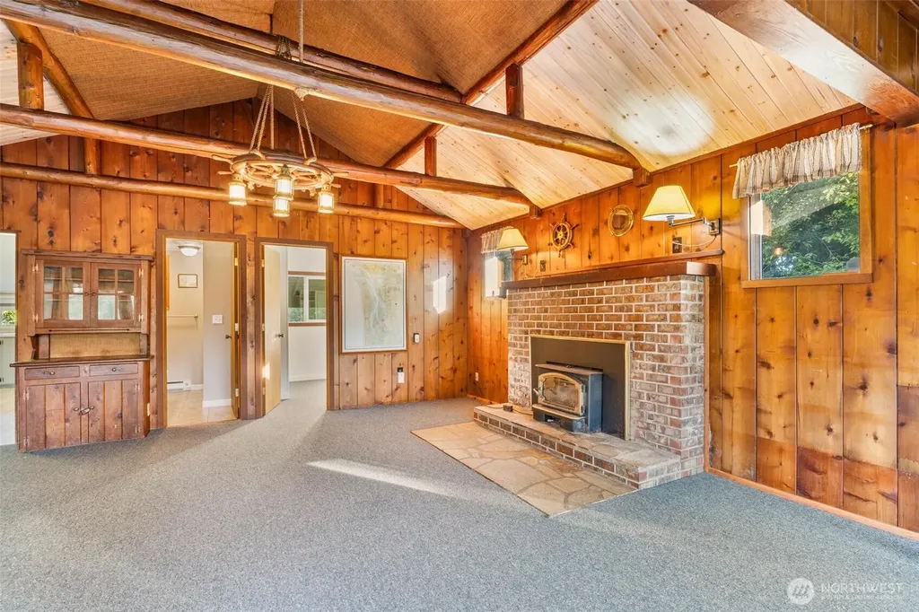1847 Sr 105 Grayland WA 98547