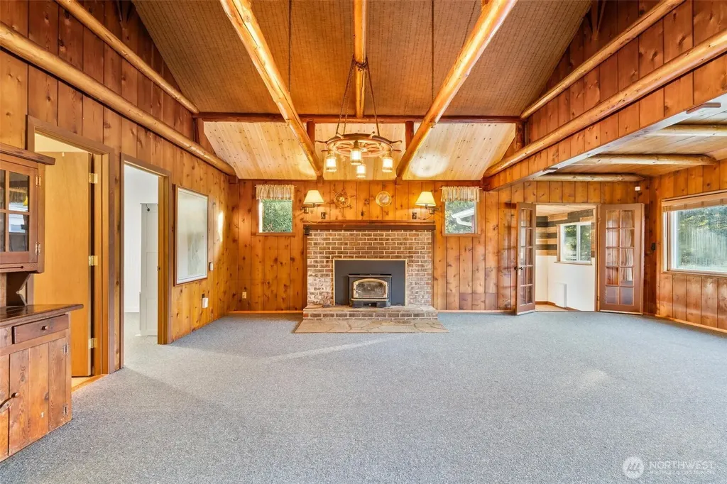 1847 Sr 105 Grayland WA 98547