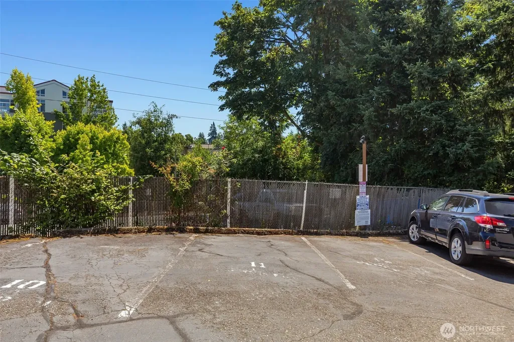 10129 Main Street Bellevue WA 98004