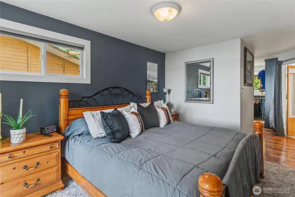 7324 Puget Beach Road NE Olympia WA 98516