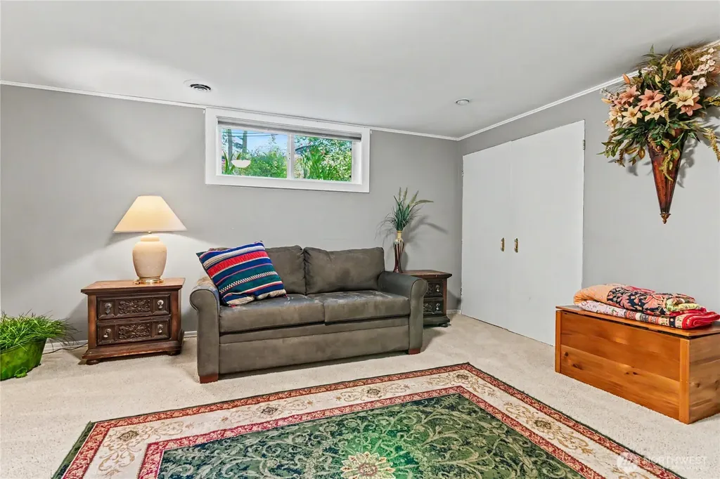 7324 Puget Beach Road NE Olympia WA 98516