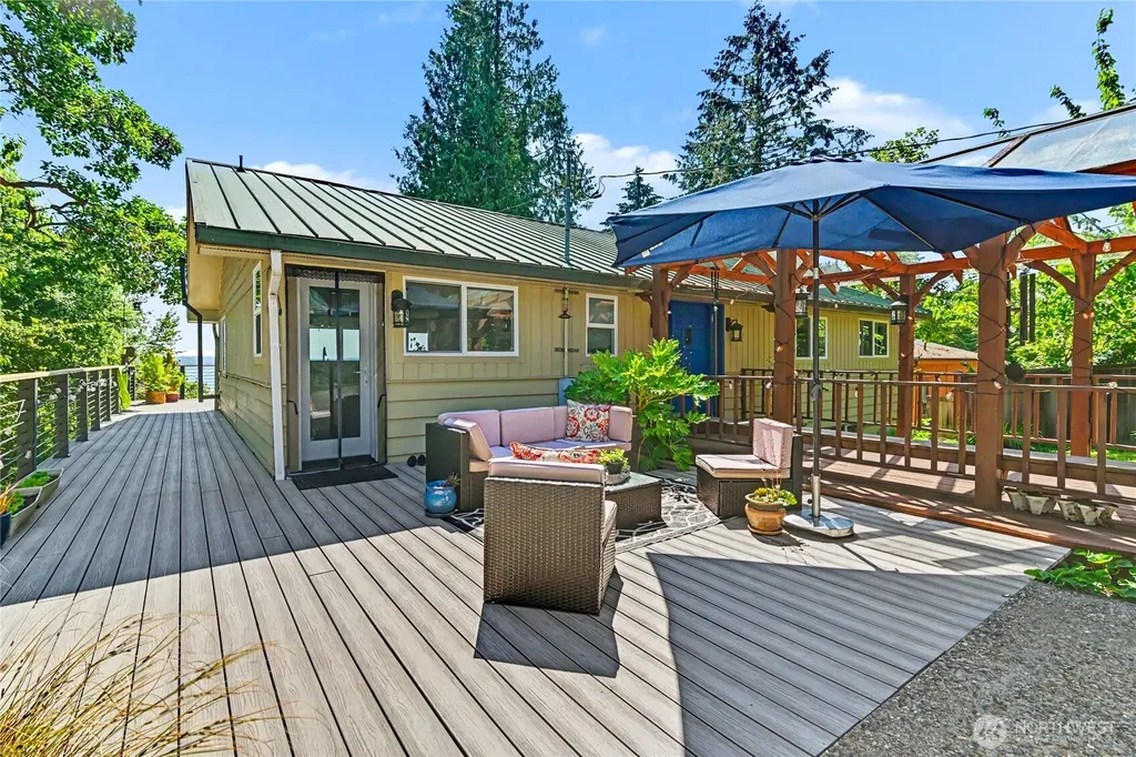 7324 Puget Beach Road NE Olympia WA 98516