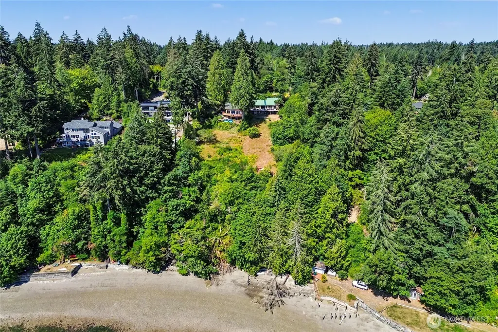 7324 Puget Beach Road NE Olympia WA 98516