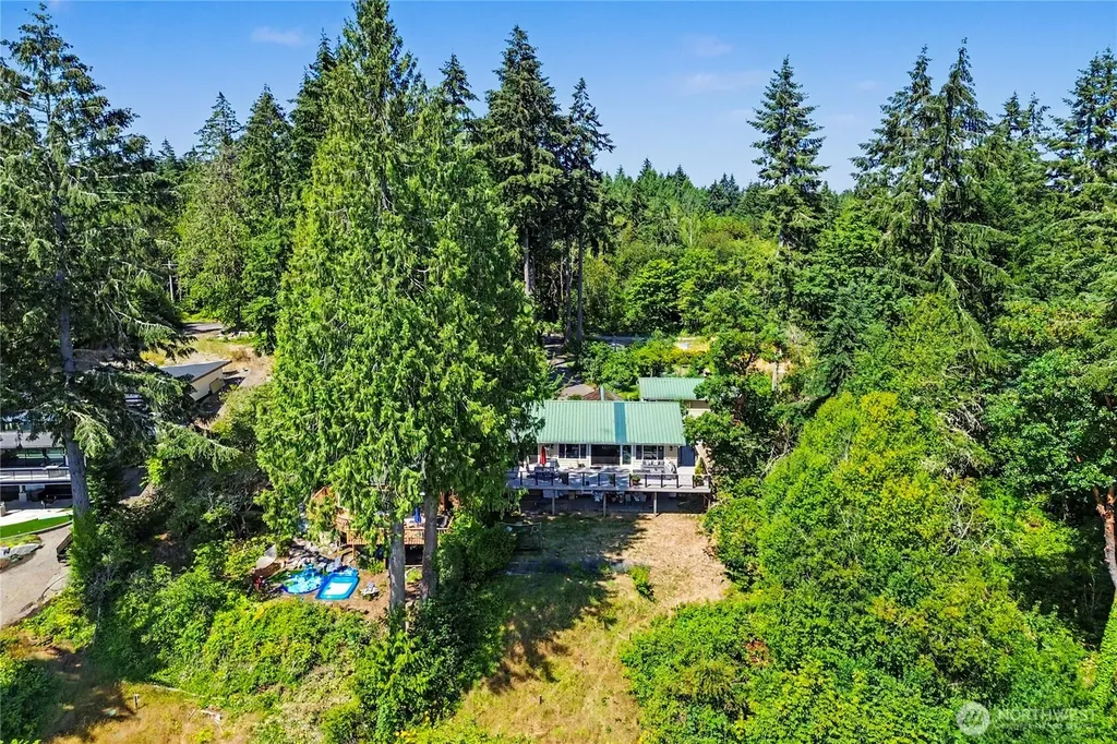 7324 Puget Beach Road NE Olympia WA 98516