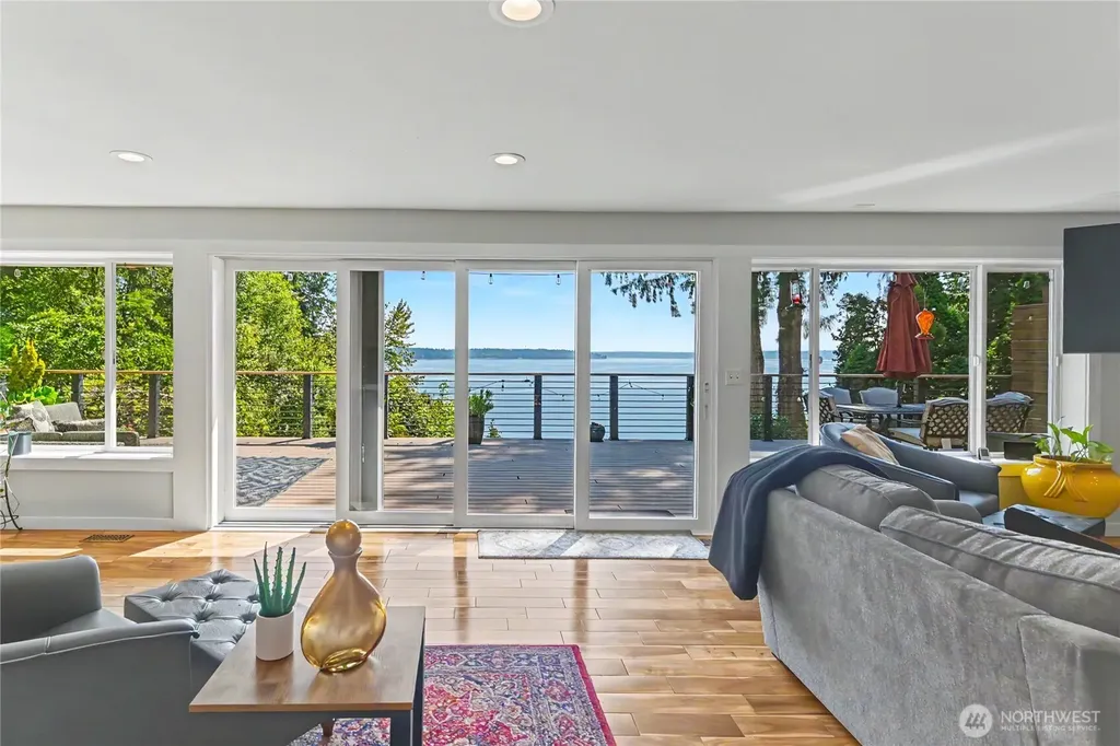 7324 Puget Beach Road NE Olympia WA 98516