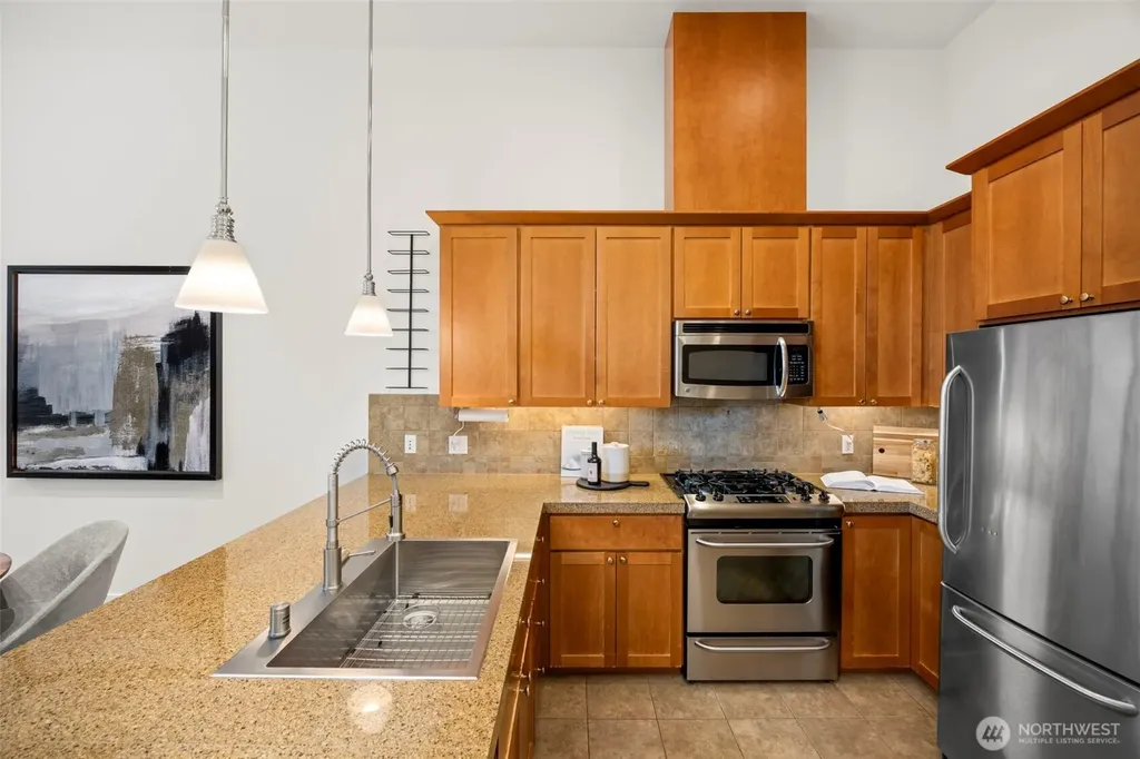 6801 Greenwood Avenue N Seattle WA 98103