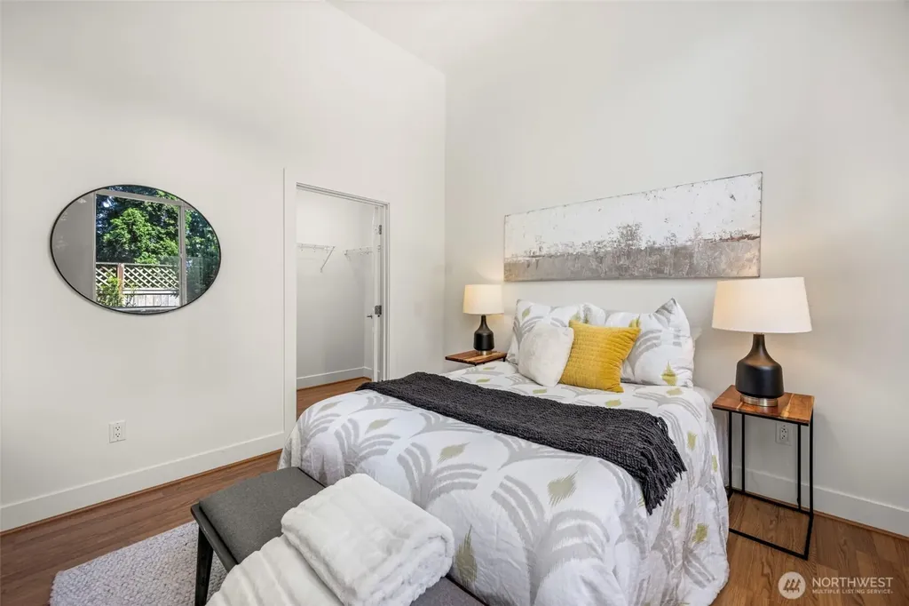 6801 Greenwood Avenue N Seattle WA 98103