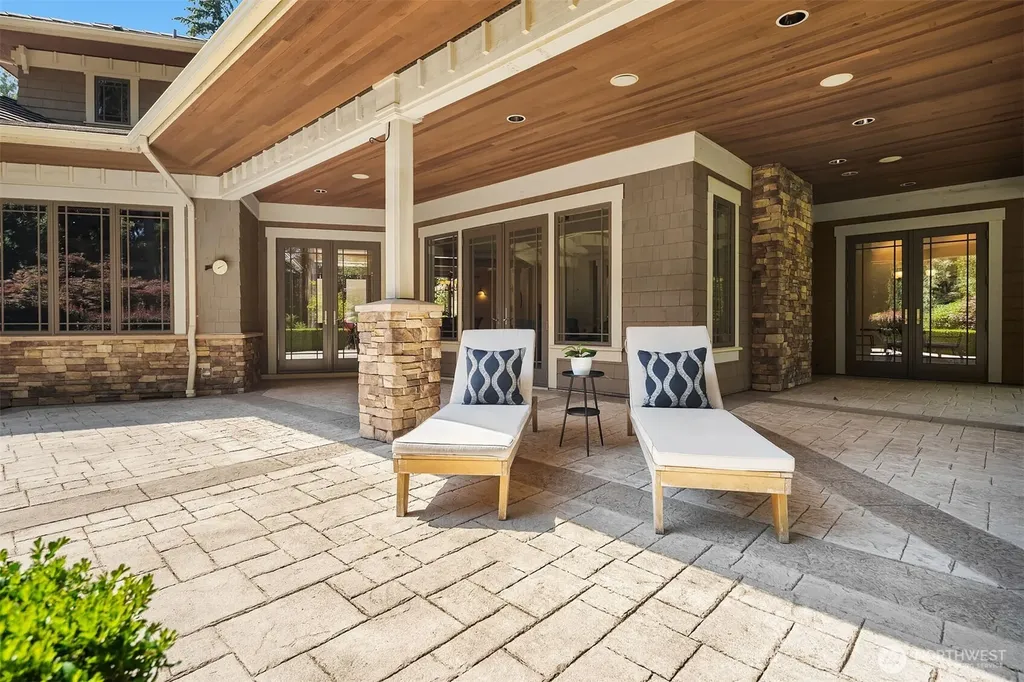 19450 163rd Court NE Woodinville WA 98072
