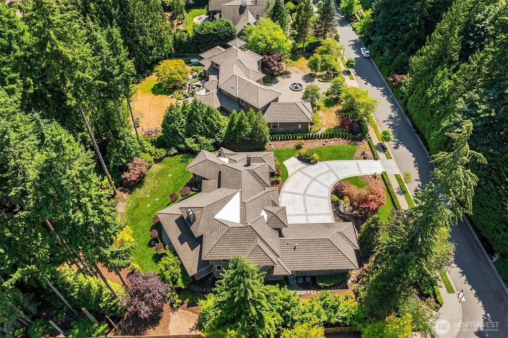 19450 163rd Court NE Woodinville WA 98072