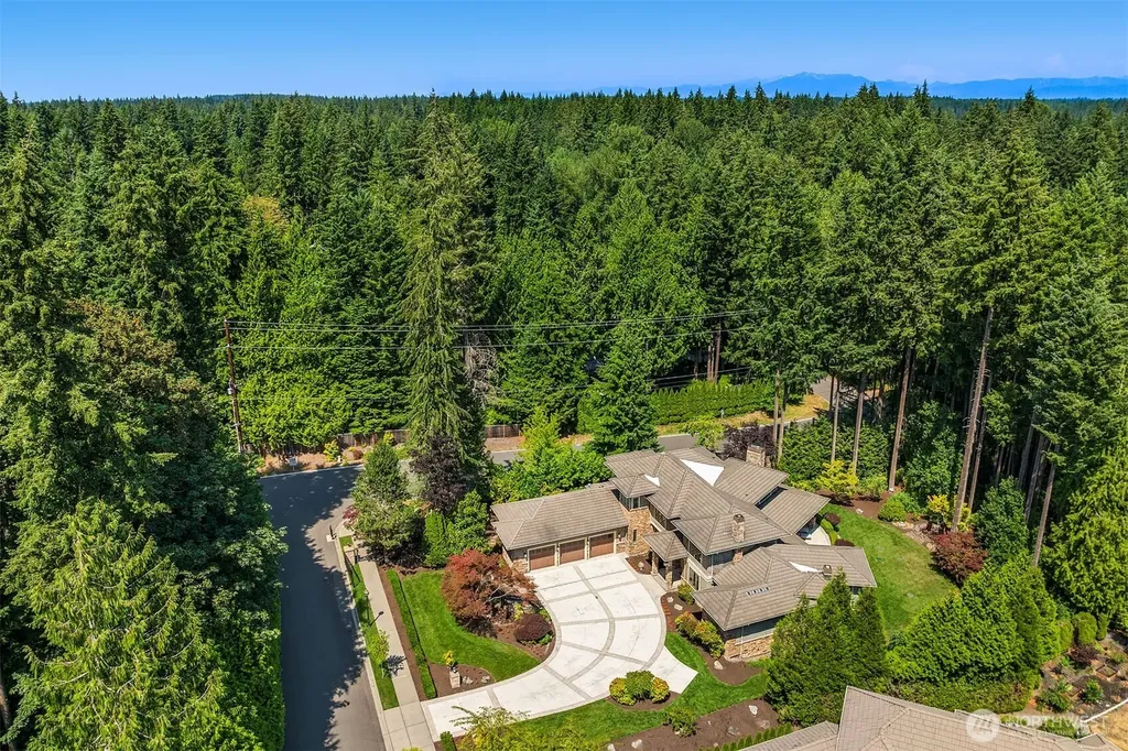 19450 163rd Court NE Woodinville WA 98072