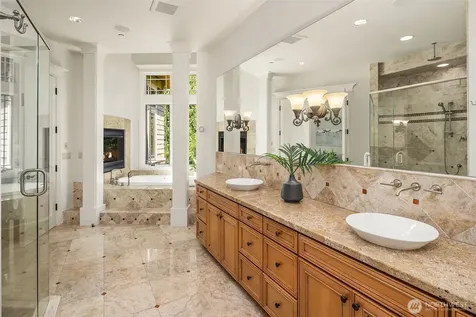 19450 163rd Court NE Woodinville WA 98072