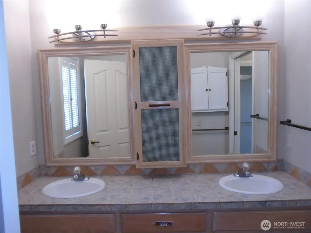 145 Emerald Drive Sequim WA 98382