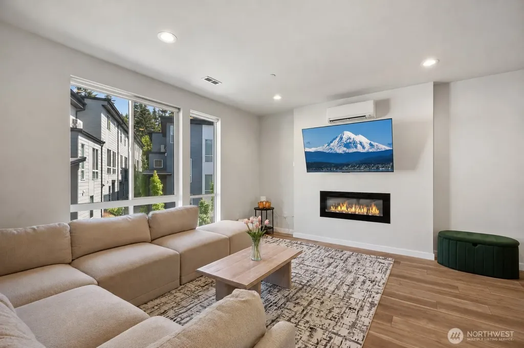 2527 Gibson Road Everett WA 98204