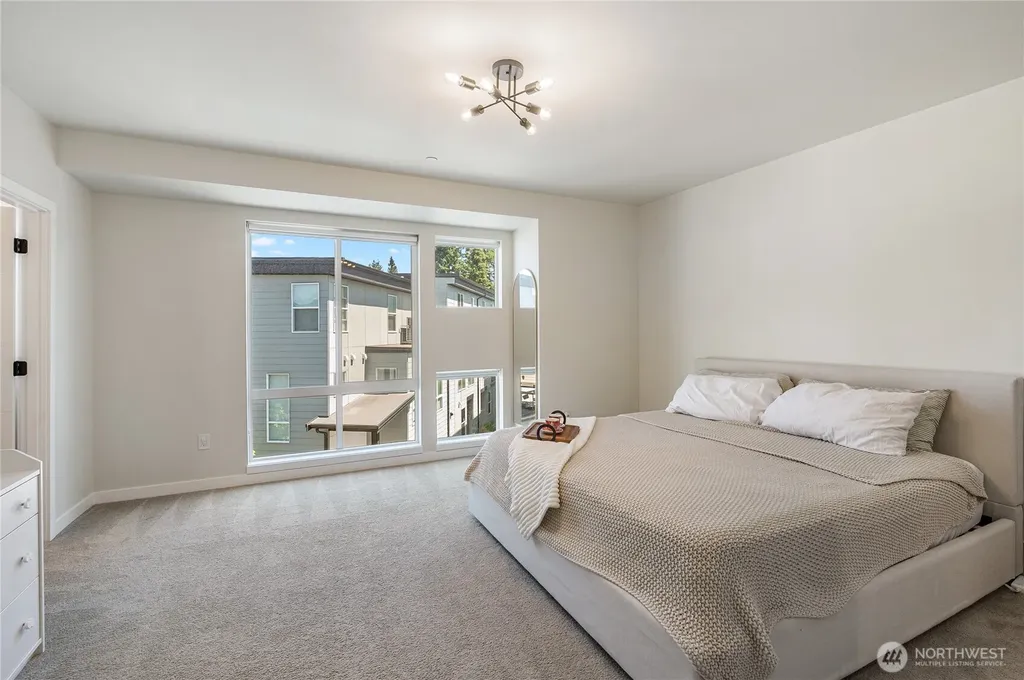 2527 Gibson Road Everett WA 98204