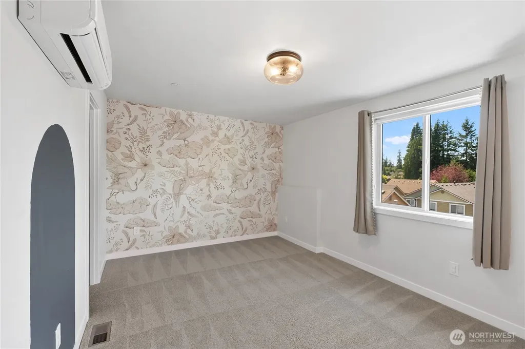 2527 Gibson Road Everett WA 98204