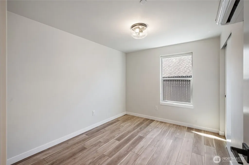 2527 Gibson Road Everett WA 98204