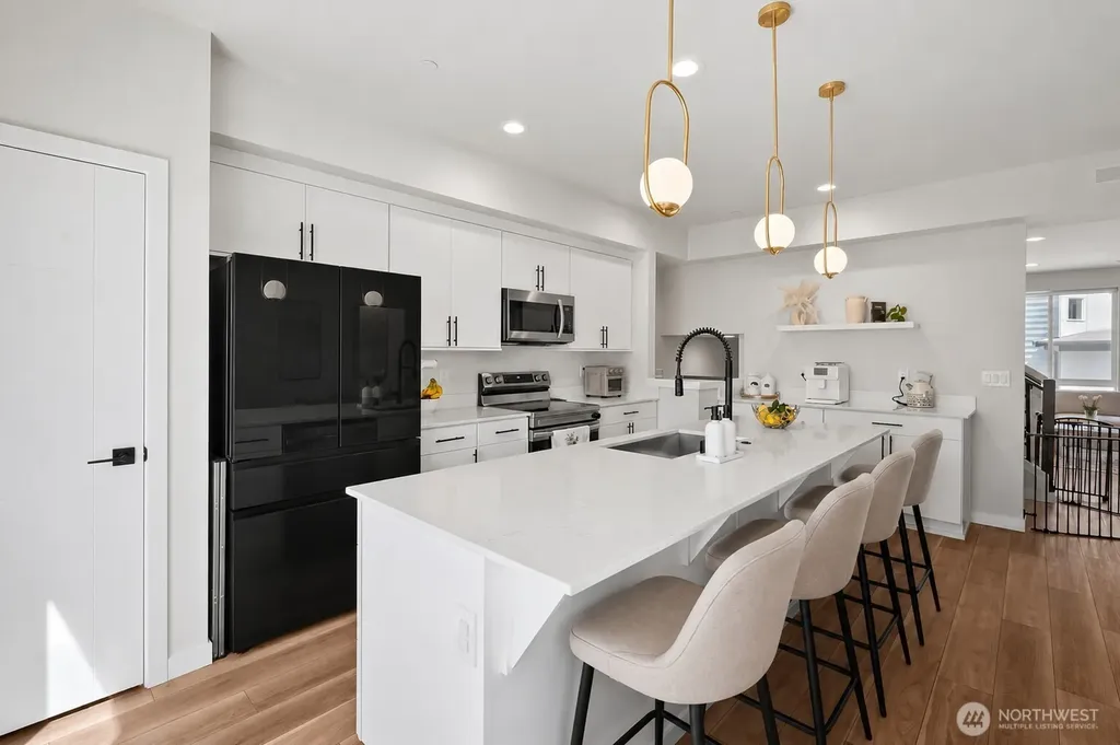 2527 Gibson Road Everett WA 98204