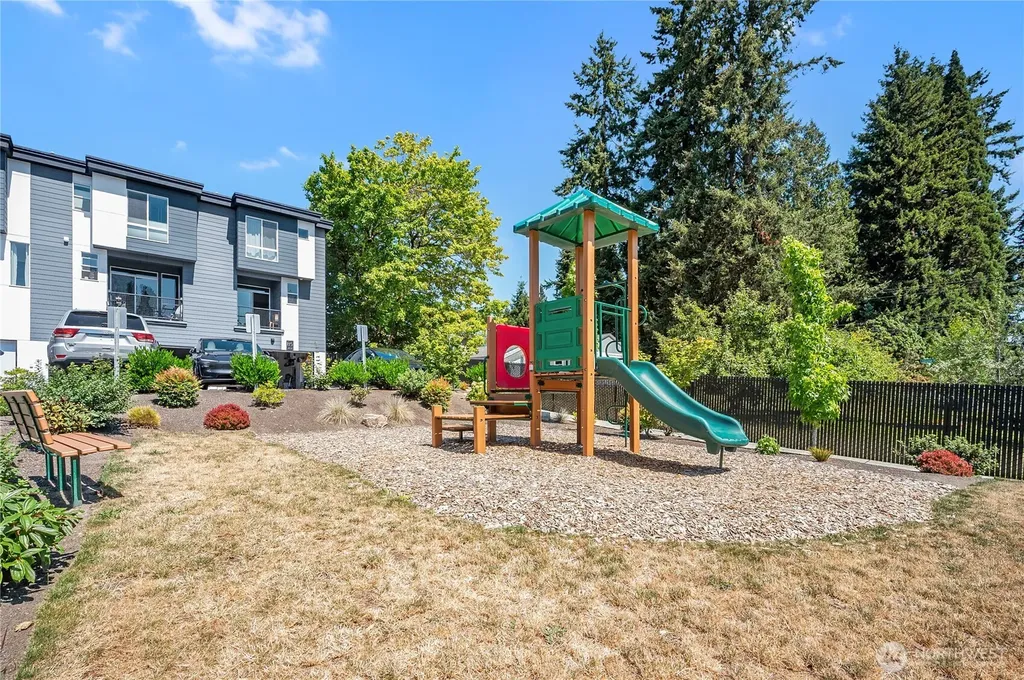 2527 Gibson Road Everett WA 98204