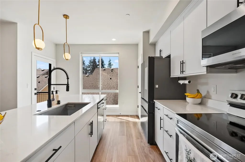 2527 Gibson Road Everett WA 98204
