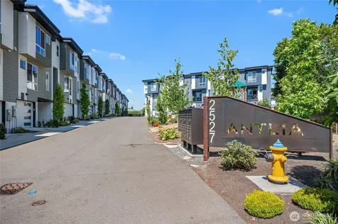 2527 Gibson Road Everett WA 98204