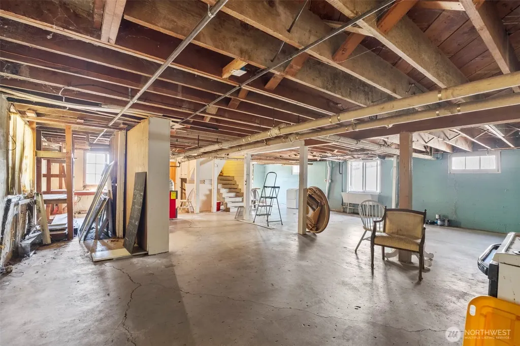 297 NE Washington Avenue Chehalis WA 98532