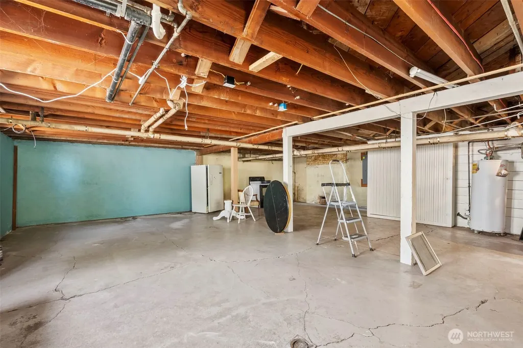 297 NE Washington Avenue Chehalis WA 98532