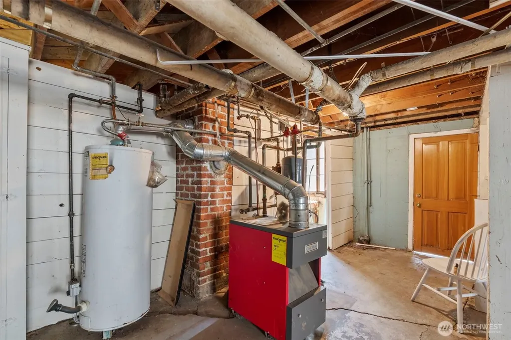 297 NE Washington Avenue Chehalis WA 98532