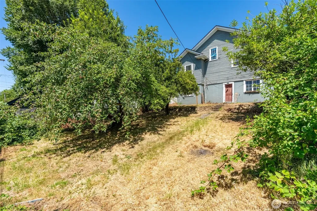 297 NE Washington Avenue Chehalis WA 98532