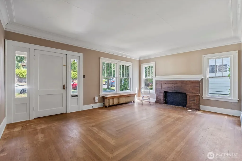 297 NE Washington Avenue Chehalis WA 98532