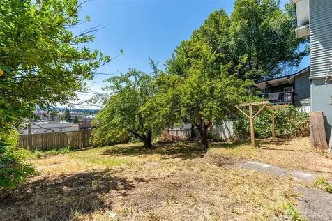 297 NE Washington Avenue Chehalis WA 98532