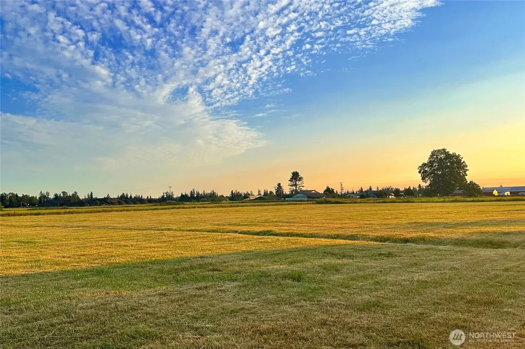 212 SE 448th Street Enumclaw WA 98022