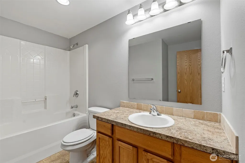 18408 Kohse Lane SW Rochester WA 98579