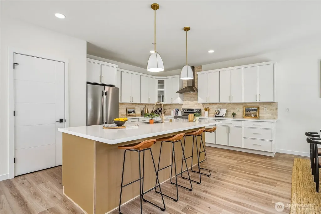 3626 191st Place SW Lynnwood WA 98036