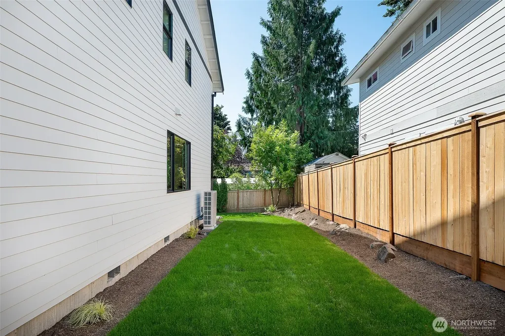 3626 191st Place SW Lynnwood WA 98036