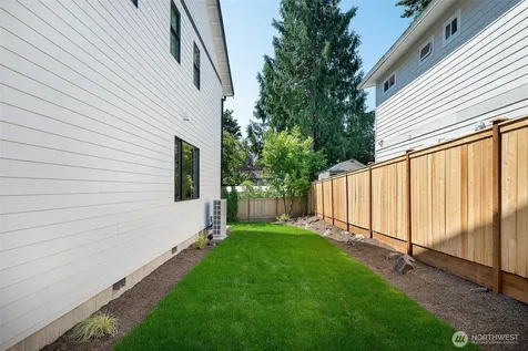 3626 191st Place SW Lynnwood WA 98036