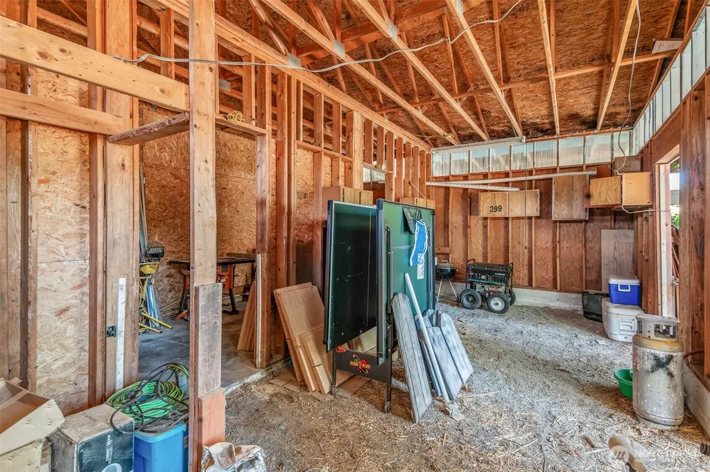 23716 186th Street E Orting WA 98360