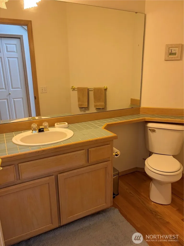 5724 Hillpointe Circle Lynnwood WA 98037